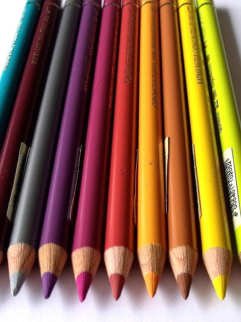collection-coloured-pencils